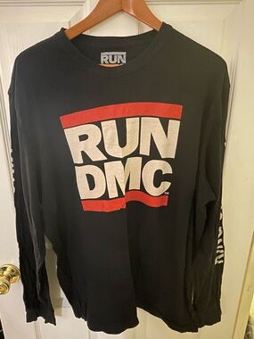 RUN DMC Black Long-Sleeve Graphic Tee